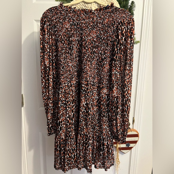 Dresses & Skirts - Scoop dress new with tags size large